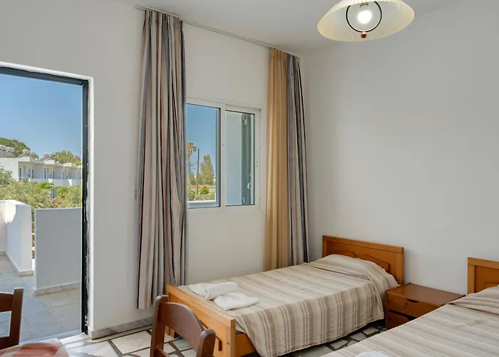 Ilios And Irene 2 Bed & Breakfast