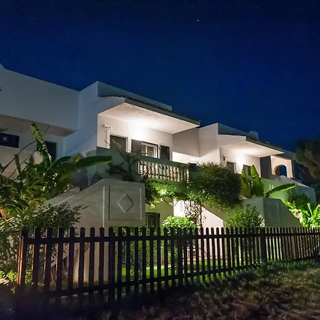 Ilios And Irene 2 4*