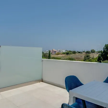 Ilios And Irene 2 Couette-café