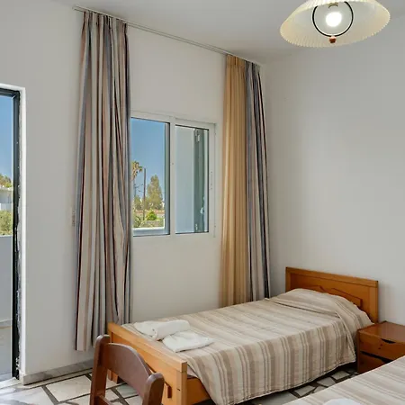 Ilios And Irene 2 Bed & Breakfast