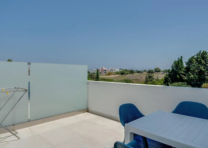 Ilios And Irene 2 Bed & Breakfast