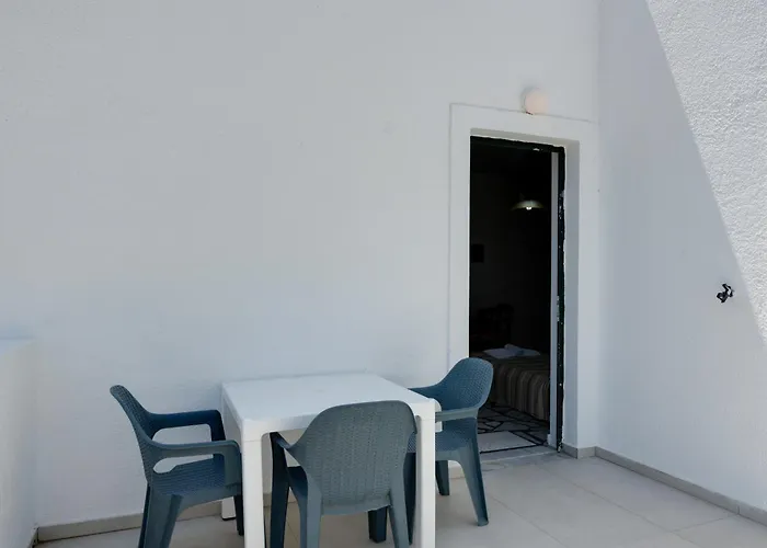 Ilios And Irene 2 Bed & Breakfast